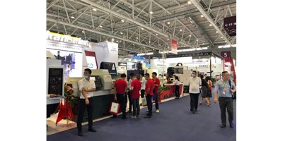 展会快讯：第22届深圳机械展今日开幕，不朽情缘精机带您直播看展